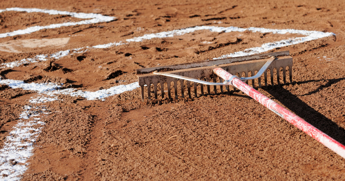 McCallie Baseball Field Includes Artificial Dirt - WDEF